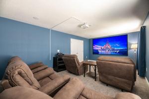 Disney Getaway Luxury Villa with Private Pool Game Room. Book Now CG887