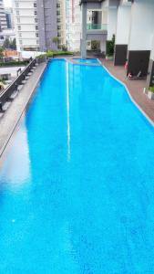 5 min walk to CIQ RTS Luxury 7pax Netflix Ciq View 1 Carpark
