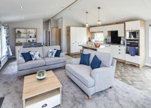 Helsey Farm Cottages