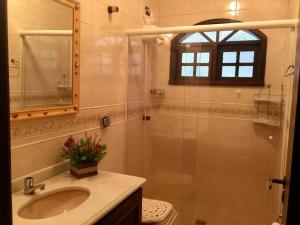 Casa com Piscina em PenhaSC - Beto Carrero