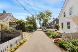 Harbor Breeze Townhouse