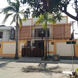 K15高级旅馆 - Pijiombo