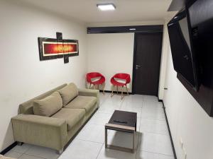 depto centrico con pileta y cochera miralejos 7