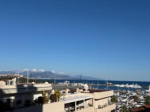 Sea view appartement walking distance old town