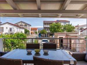 Apartment Apartment Kristija 2 by Interhome