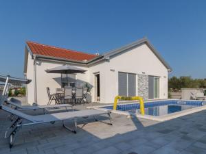 Holiday Home Villa Nicolle by Interhome