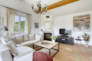 Villa Thymfalaise - Sea View, Calm, Beach, Tennis