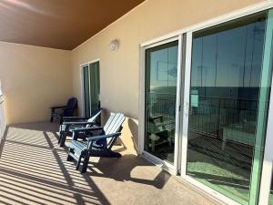 Crystal Shores West 501 by Youngs Suncoast