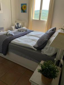 Villa Thymfalaise - Sea View, Calm, Beach, Tennis