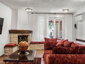 Apartment Villa Anna Varos by Interhome