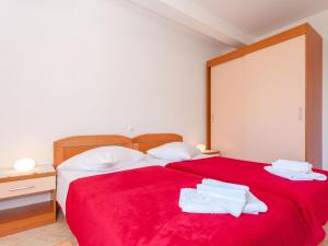 Apartment Parterre-Ferienwohnung für vier Personen by Interhome