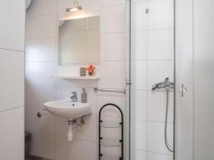 Holiday Home Mirabilis - Privates Strandhaus by Interhome