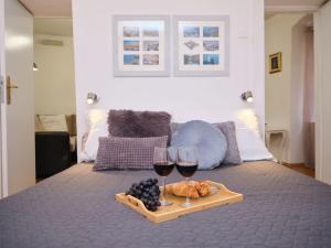 Apartment Wohnung Galeriana Palace bei Litto by Interhome