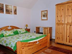 Apartment Stimmungsvolle Ferienwohnung mit großem Garten by Interhome