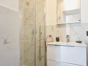 Apartment Villa in der Stadt-Privatparkplatz-Garten-6Gäste by Interhome