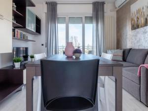 Apartment Casa Martina Wohnung mit Seeblick by Interhome