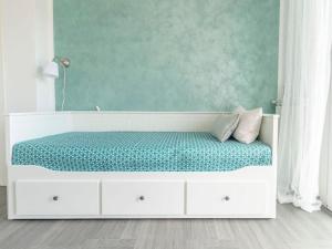 Apartment La Terrazza Wohnung mit Seeblick by Interhome