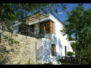 Apartment Komfortable Ferienwohnung in Cervo mit Garten by Interhome