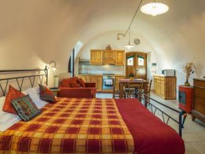 Apartment Studio-Apartment mit Balkon mit Seeblick und Zugang zum Garten by Interhome