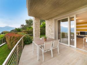 Apartment Flacher Sonnenuntergang by Interhome