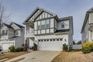 Charlotte Area Home Near Lake Wylie, Pets Welcome!