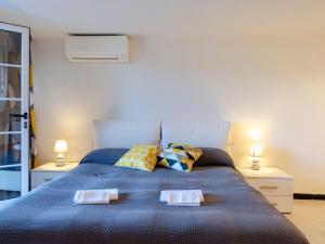 Apartment Einzimmerwohnung mit Terrasse und Blick auf den Berg by Interhome