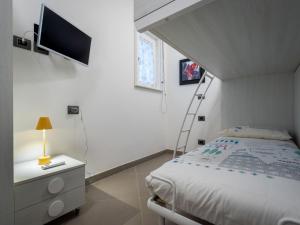 Apartment Garten Ferienwohnung mit privatem Garten by Interhome