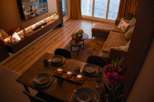 Stellarlux Apartment, 35th floor
