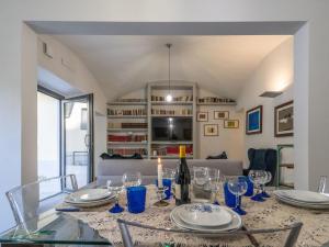 Apartment Das Haus des Pianisten by Interhome