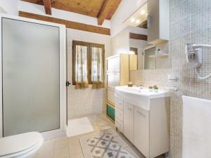 Holiday Home Chalet Panorama mit Infinity-Pool by Interhome