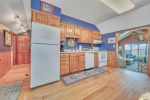 Classic West Lake Okoboji Estate w Guest House + Sand Beach