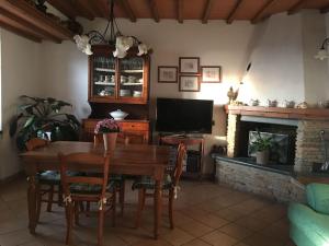 Apartment Wohnung Gelsomini mit Meerblick by Interhome