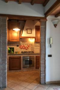 Apartment Wohnung Gelsomini mit Meerblick by Interhome