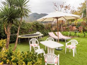 Holiday Home 5 Terre Free Shuttle Villa Maremontii mit Pool by Interhome