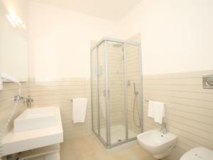 Holiday Home Villa Minerva mit Panoramapool by Interhome