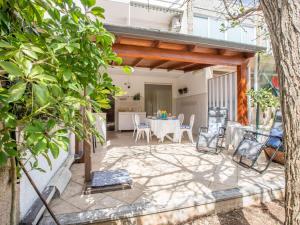Holiday Home Villa Anna by Interhome