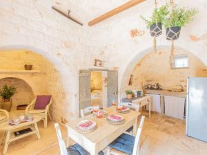 Holiday Home TRULLO mit pool OSTUNI- Kostenlos- Bettwäsche und Handtücher- 2 Fahrräder- 1 H by Interhome img8