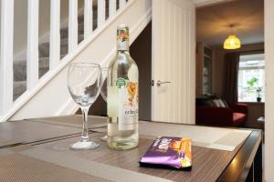 Perfect Booking 2 Bed Home in Merthyr Tydfil