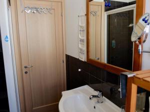 Apartment Superior Zwei-Zimmer-Wohnung by Interhome img9