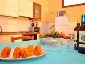 Apartment Wohnung 8 by Interhome