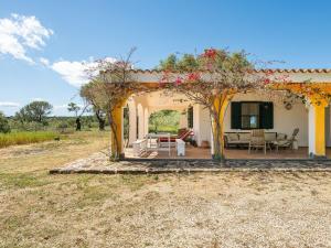 Apartment Villa Sae Grecu in Orosei by Interhome