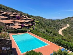 Apartment Blue Dawn- Eindrucksvolle Meersicht Coda Cavallo by Interhome