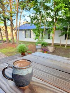 Couples Cottage with Hot Tub