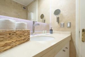 Santiago Apartments Kennedy Parque Arauco