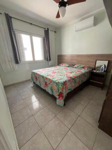 Apartamento frente à praia no Gonzaga