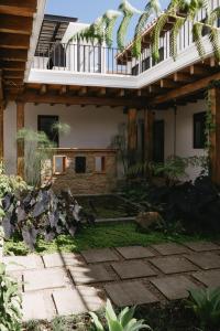 Nude Antigua - Modern Apartments