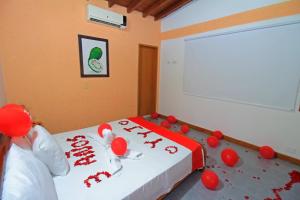 Hotel La Casa Amarela