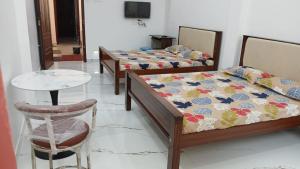 Anand Lodge