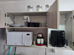 Studio Completo, Centro, Próximo a Hospitais, Vaga