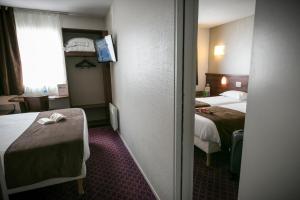 Hotels Brit Hotel Rennes Le Castel : Chambres Communicantes